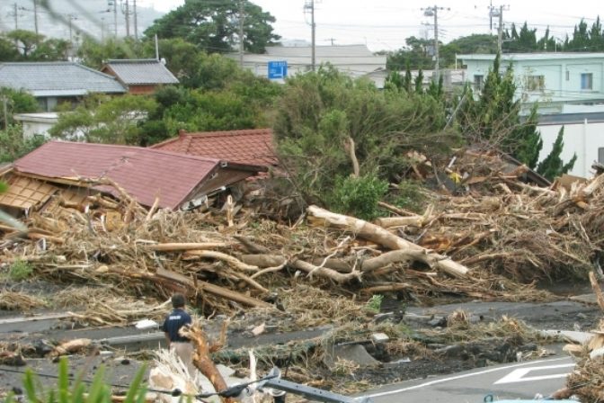 Tajfún zasiahol japonské pobrežie blízko Tokia