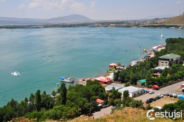 Arménske jazero Sevan: Modrá perla Kaukazu