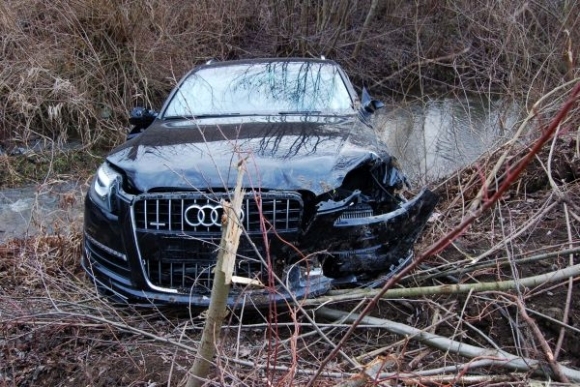 Audi nehoda