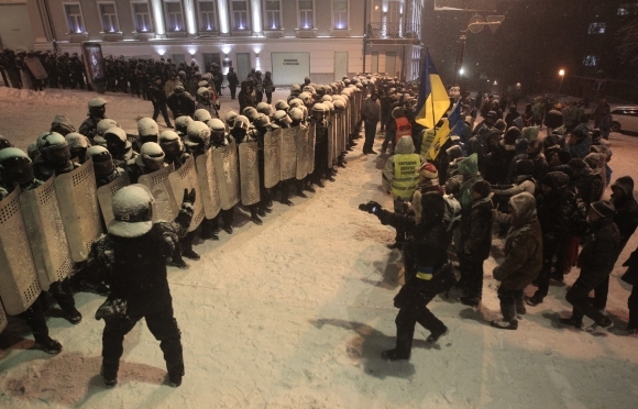Janukovyč poslal na Ukrajincov ťažkoodencov