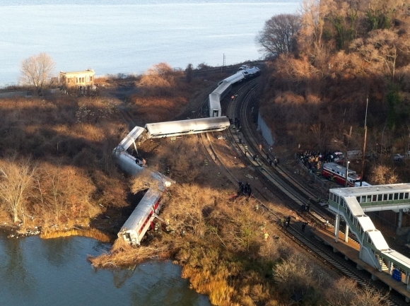 Nehoda vlaku v Bronxe