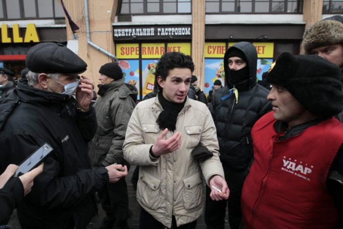Na Ukrajine už protestujú aj Janukovyčovi prívrženci
