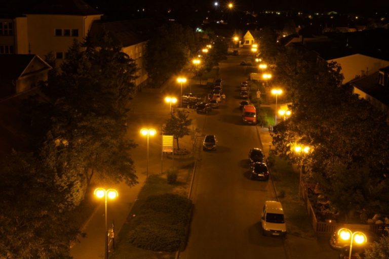 Senec: Moderné LED osvetlenie
