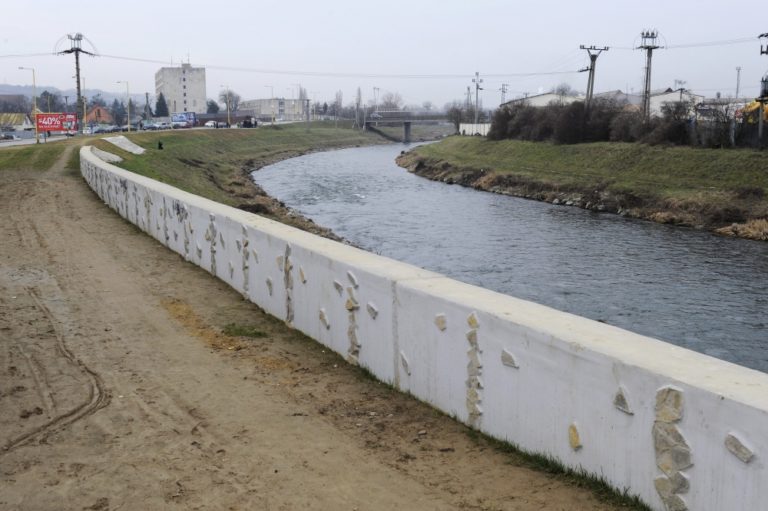 V Košiciach dokončili protipovodňovú hrádzu