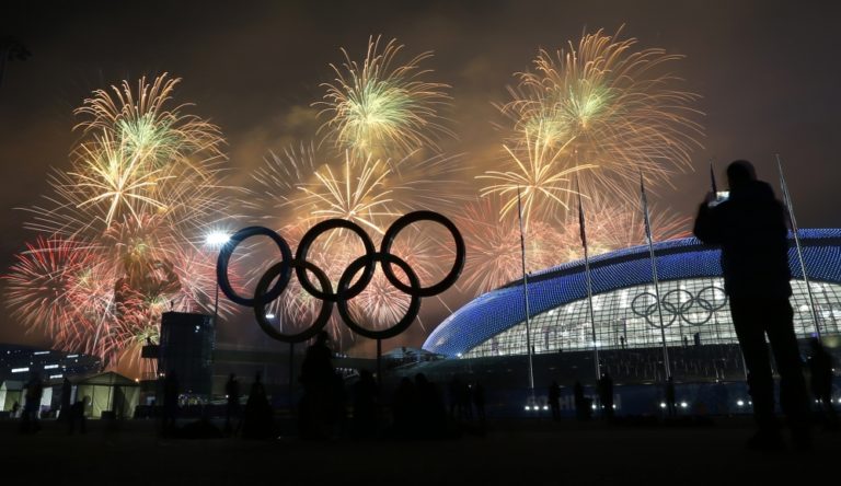 Záverečný ceremoniál na olympiáde v Soči