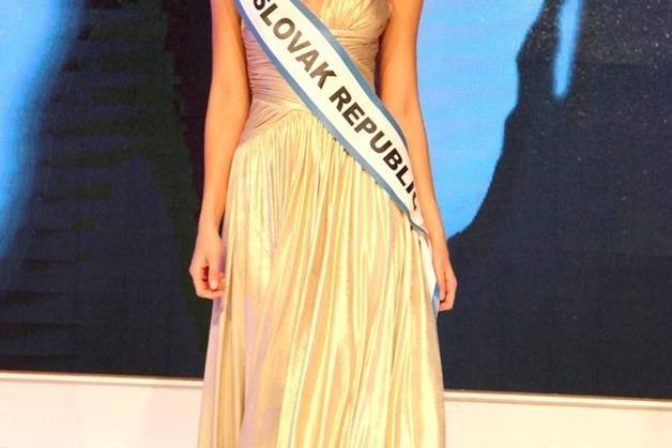 Finalistky Miss Universe sa predvedú v róbach za 30 tisíc eur