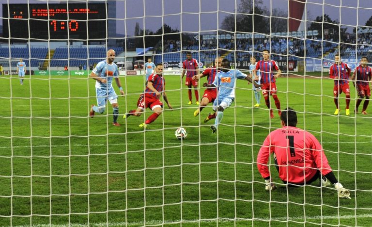 FUTBAL CL: Bratislava - Senica