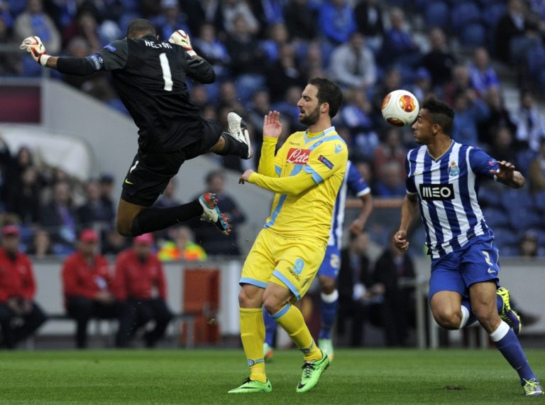 Gonzalo Higuaín, Helton Arruda