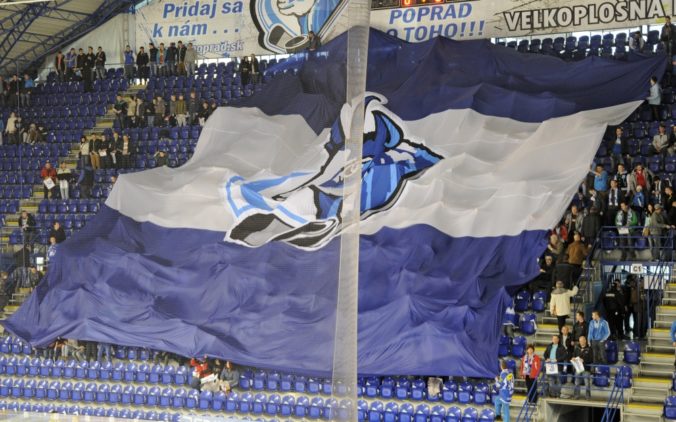 Hokejisti Popradu znížili stav série proti Piešťanom