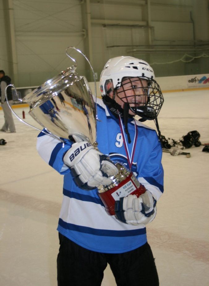 Ice cup hokej