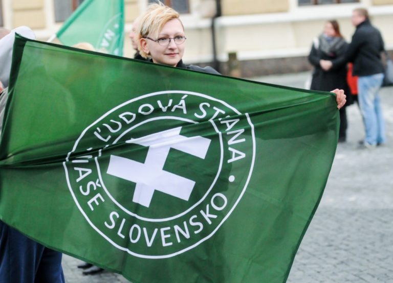 Kotleba v Nitre oslavoval celonárodnú štátnosť