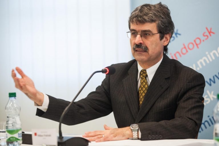 Milan Ftáčnik
