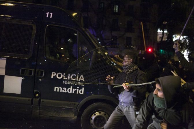 Nepokoje v Madride, desiatky ľudí utrpeli zranenia