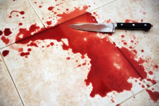 Nôž, vražda, krv