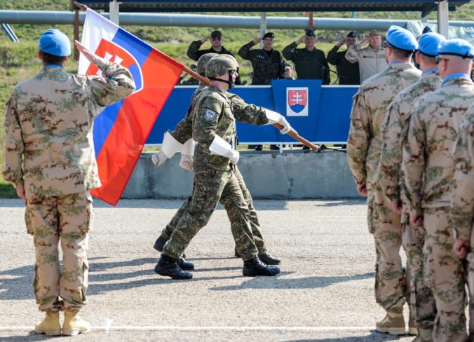 Slovenskí vojaci slúžia vlasti, odchádzajú na Cyprus