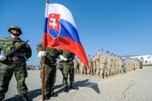 Slovenskí vojaci slúžia vlasti, odchádzajú na Cyprus