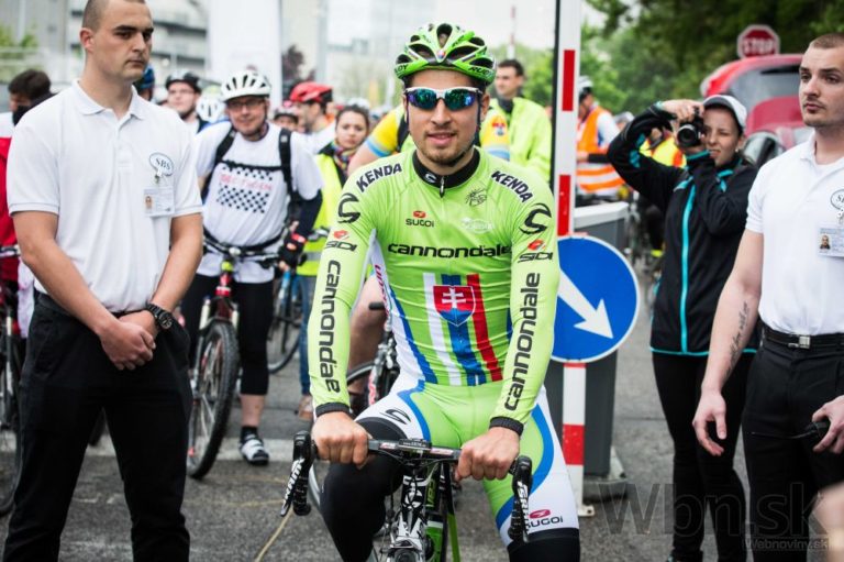 Peter Sagan si v Bratislave zabicykloval s bežnými ľuďmi
