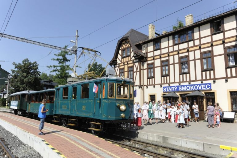 Prvá tohtoročná jazda historickej električky Kométa