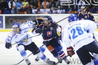 Slovenskí hokejisti v príprave nestačili na Fínov