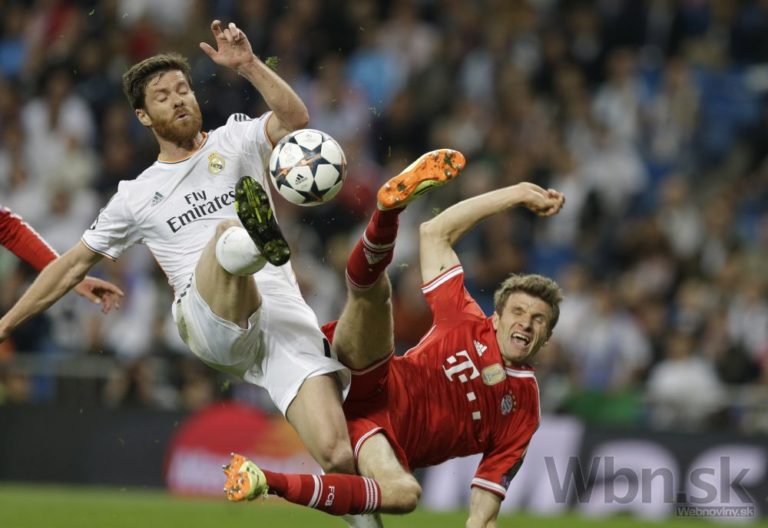Thomas Müller, Xabi Alonso