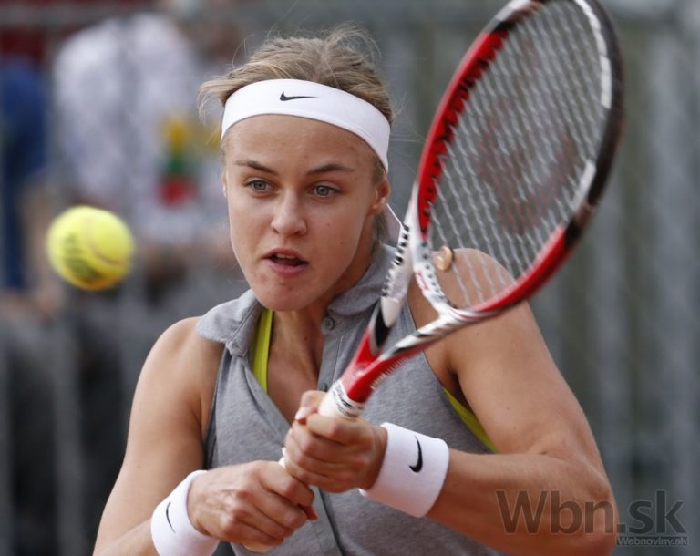 Anna Karolína Schmiedlová v treťom kole Roland Garros proti Garbine Mu