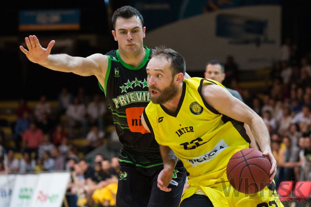Basketbalisti Interu úspešne vykročili za obhajobou titulu