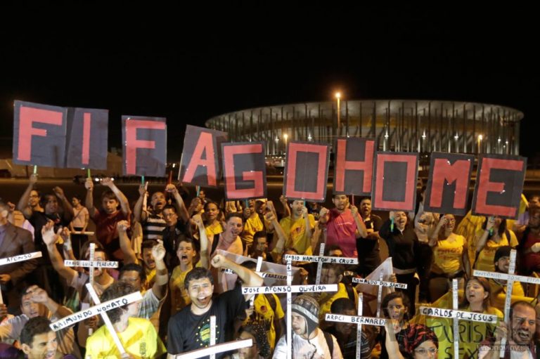 Brazílčania protestovali proti výdavkom na majstrovstvá