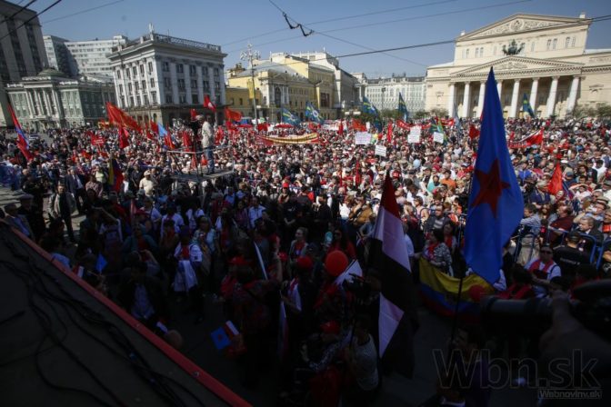 Červené námestie zažíva prvé postovietske oslavy 1. mája