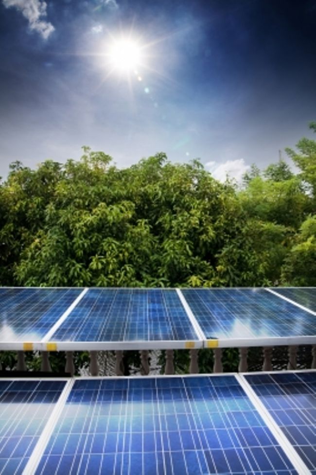 Slnečná elektráreň solárny panel OZE