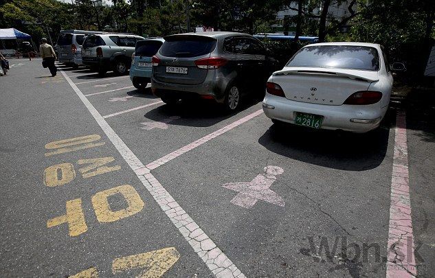 Južná Kórea predstavila parkovacie miesta vyhradené pre ženy