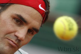 Lukáš Lacko na Roland Garros prehral s Rogerom Federerom