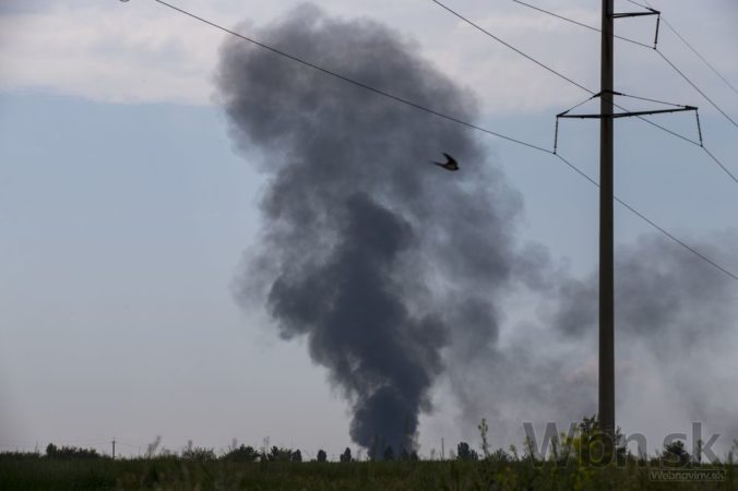 Na Ukrajine zostrelili vrtuľník