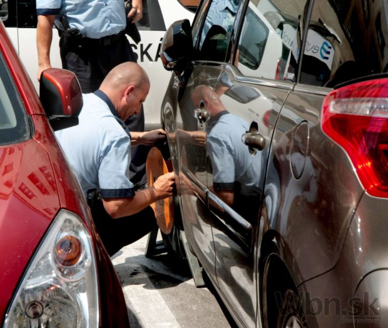 Policia mestska pokuta papuca