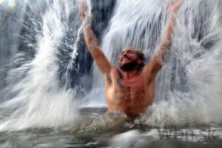 Rok bez sprchy: Muž dokázal, ako šetriť vodu a zostať čistý