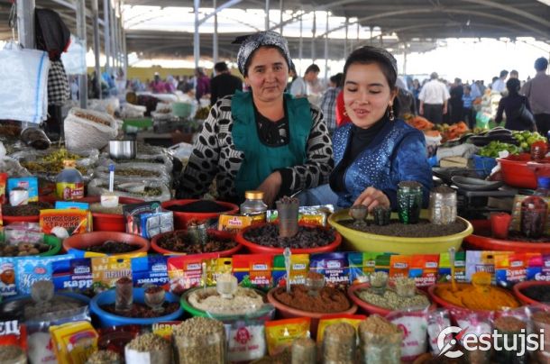 Uzbecký Taškent: Farebné trhy a najstarší Korán