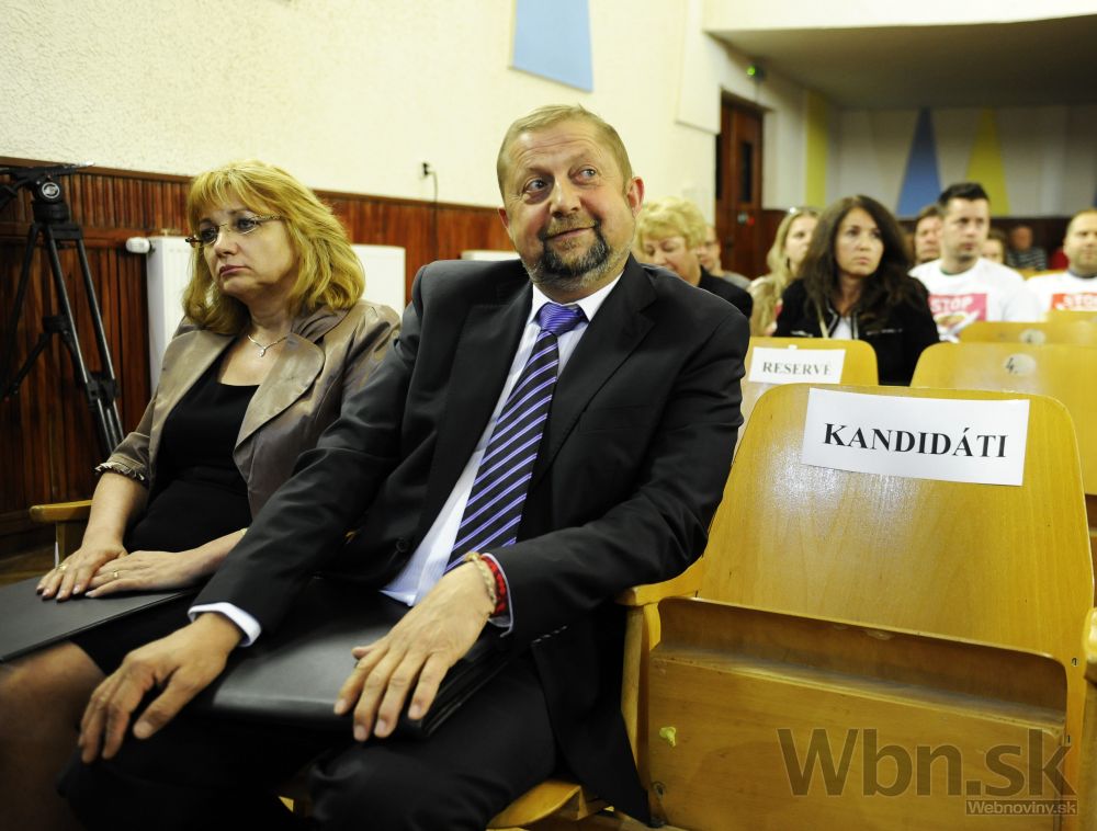 V Sobranciach volia šéfa súdnej rady, Harabin dostal petíciu