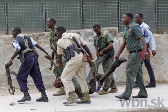 V Somálsku vyčíňali extrémisti, zomreli aj policajti