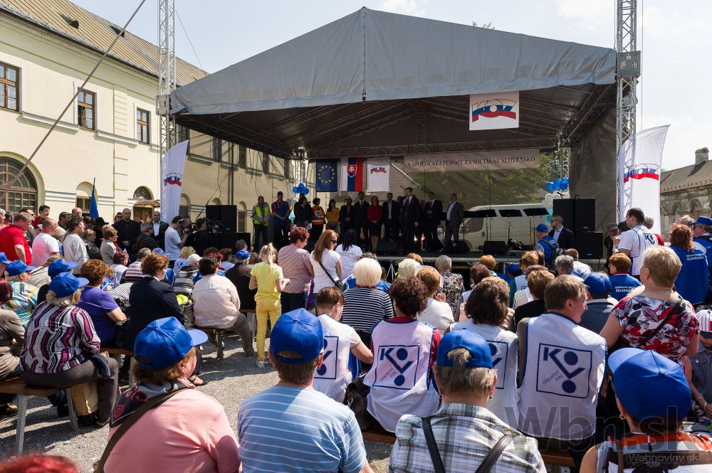 V Žiline sa oslavoval prvý máj, nechýbal ani Robert Fico