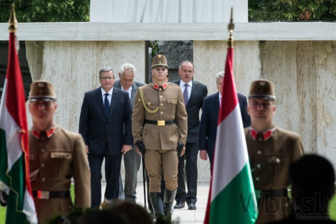 Andrej Kiska navštívil Budapešť, stretol sa s prezidentmi V4