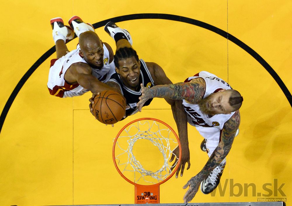 Basketbalisti San Antonia zdolali v treťom finále Miami