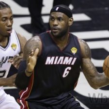 Finále NBA medzi San Antoniom a Miami je vyrovnané