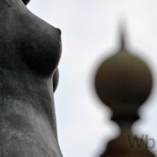 Fotograf Peter Župník vydal bedeker po kaviarňach Paríža