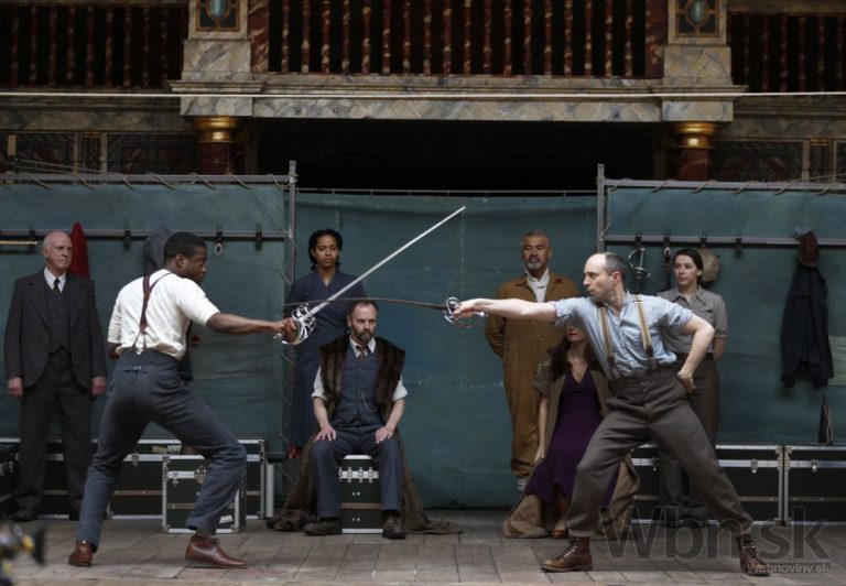 Globe hamlet divadlo