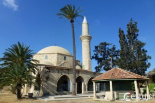 Larnaka: Na cyperskej palmovej riviére