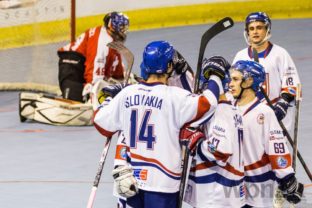 Mladí slovenskí hokejbalisti na šampionáte bodovali