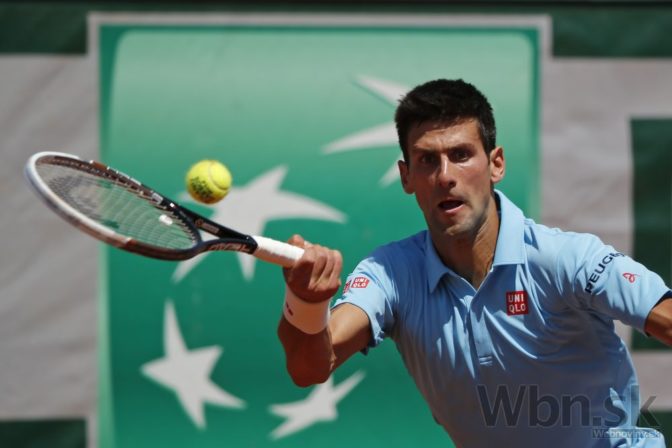 Novak Djokovič zvíťazil v semifinále v Paríži nad Lotyšom Gulbisom