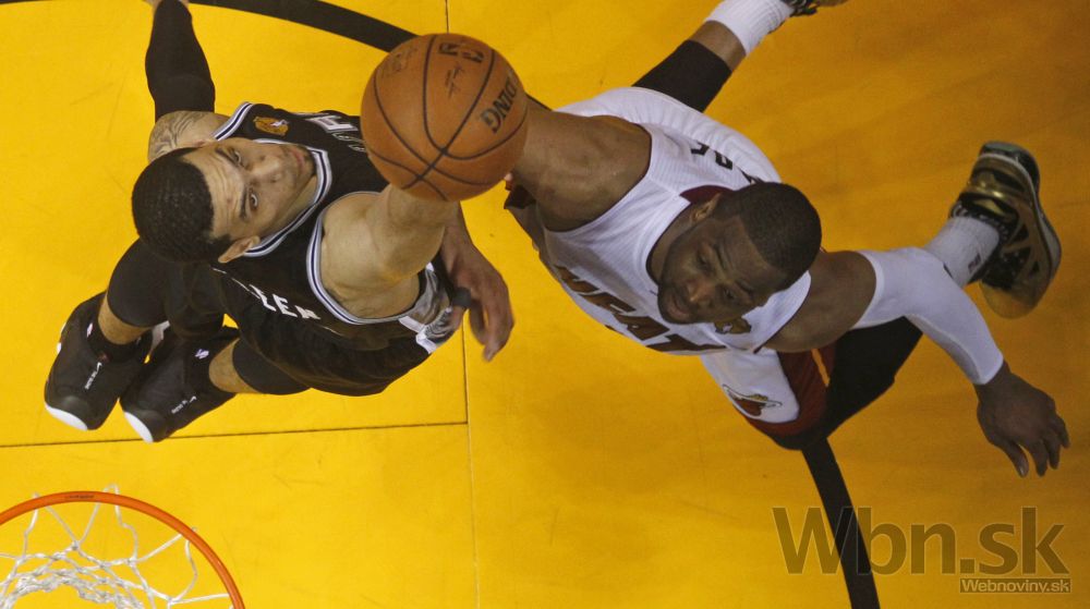 San Antonio zdolalo Miami aj vo štvrtom finále NBA