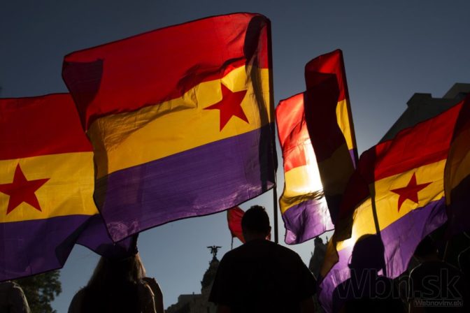 Španieli už nechcú monarchiu, protestami žiadajú referendum