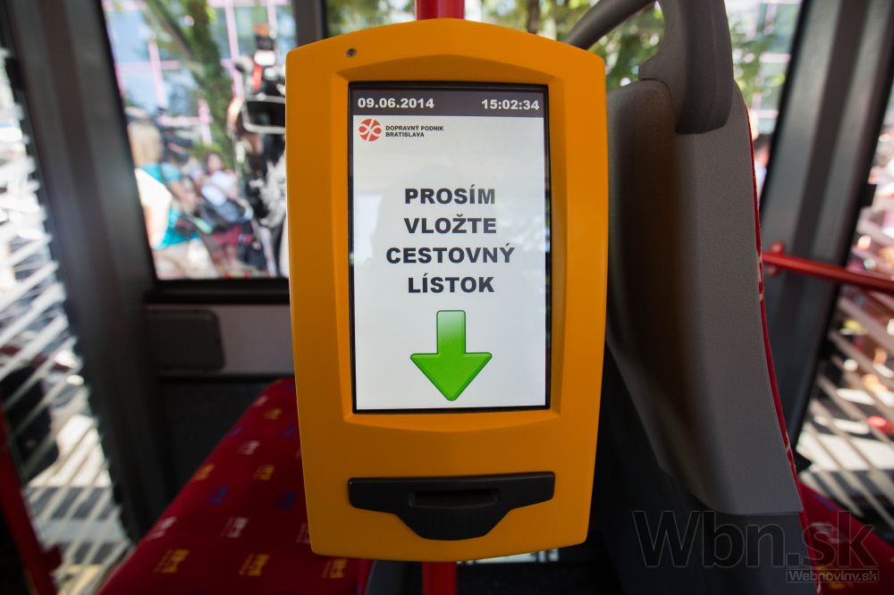 V Bratislave premávajú nové trolejbusy