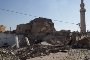Irackí extrémisti zničili historickú svätyňu v Mosúle